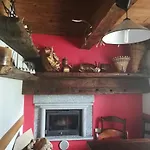 אורחן Rifugio Monte Zeus באצ'נו