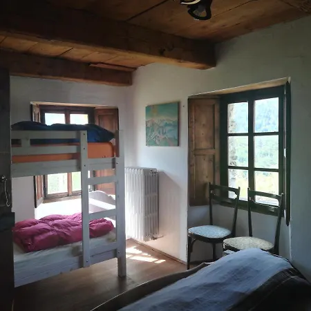 Rifugio Monte Zeus 여관